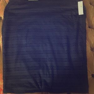 Old Navy stretchy pencil lace skirt